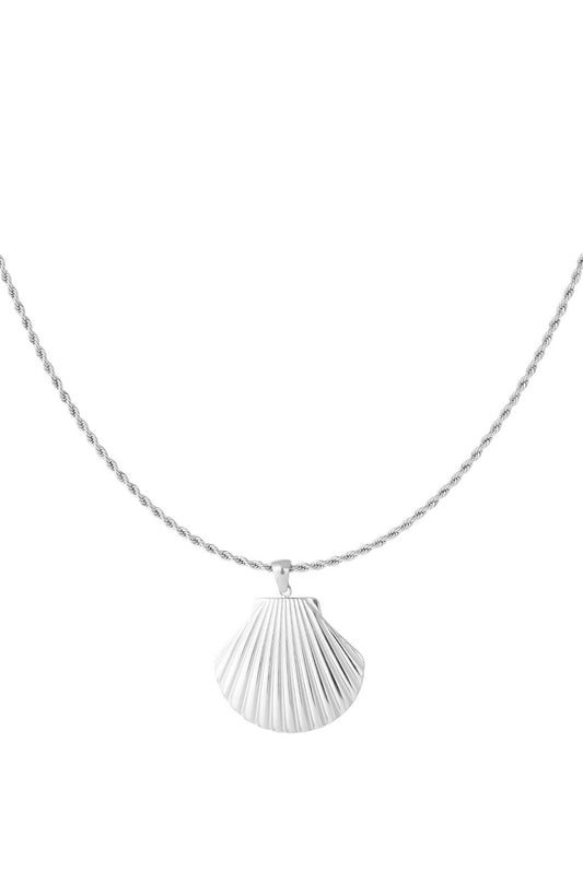 Shell necklace