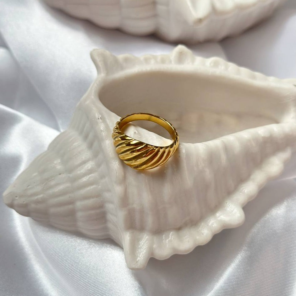 Gold beehive ring